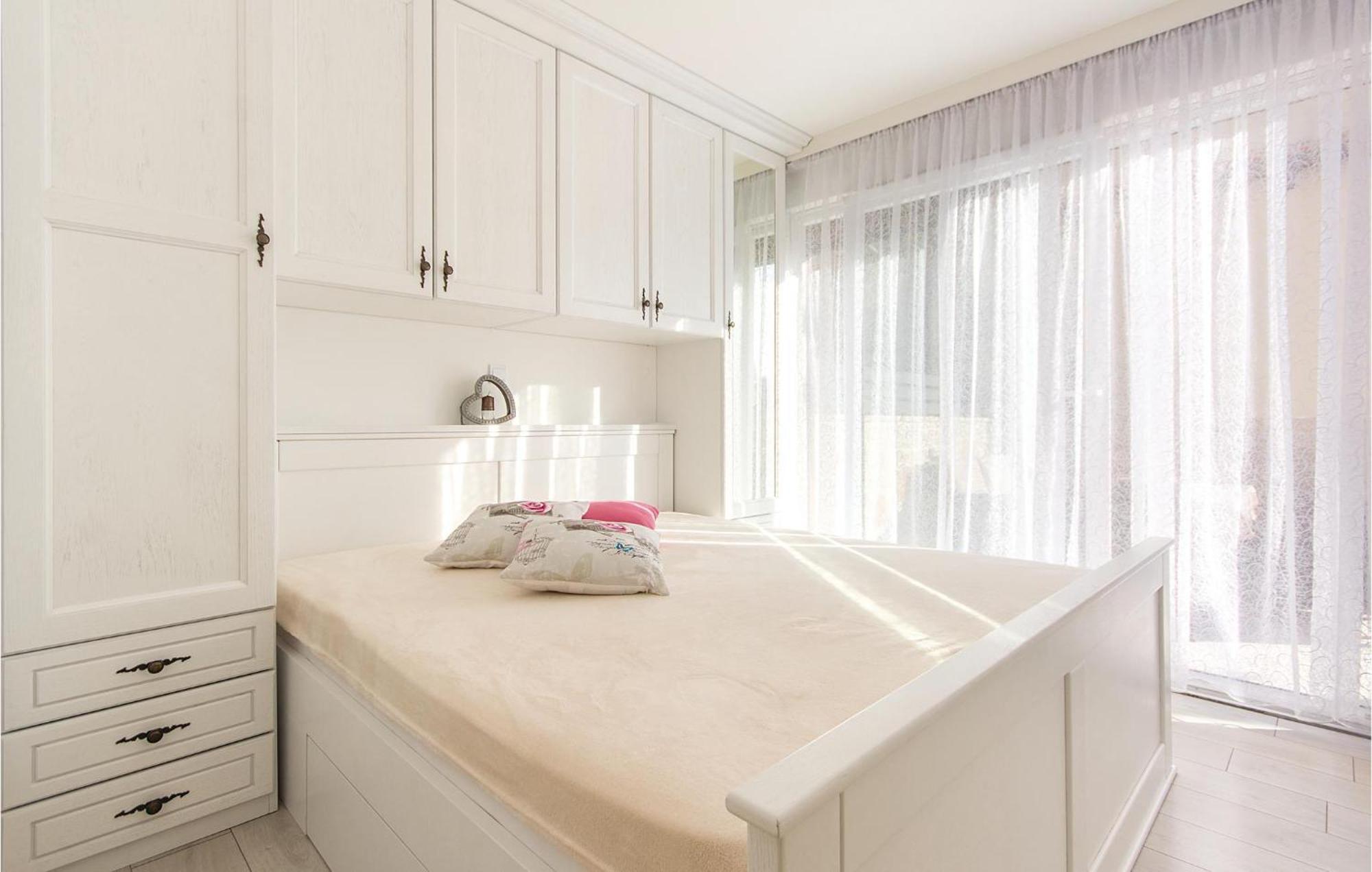 Lovely Apartment In Medulin With Kitchen Buitenkant foto